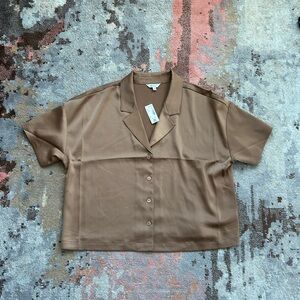 Reitmans Tan Women's Button-Down Shirt